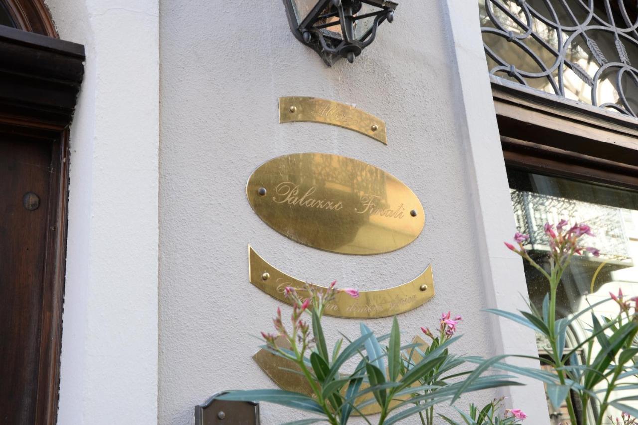 Palazzo Finati Acomodação com café da manhã Alba  Exterior foto