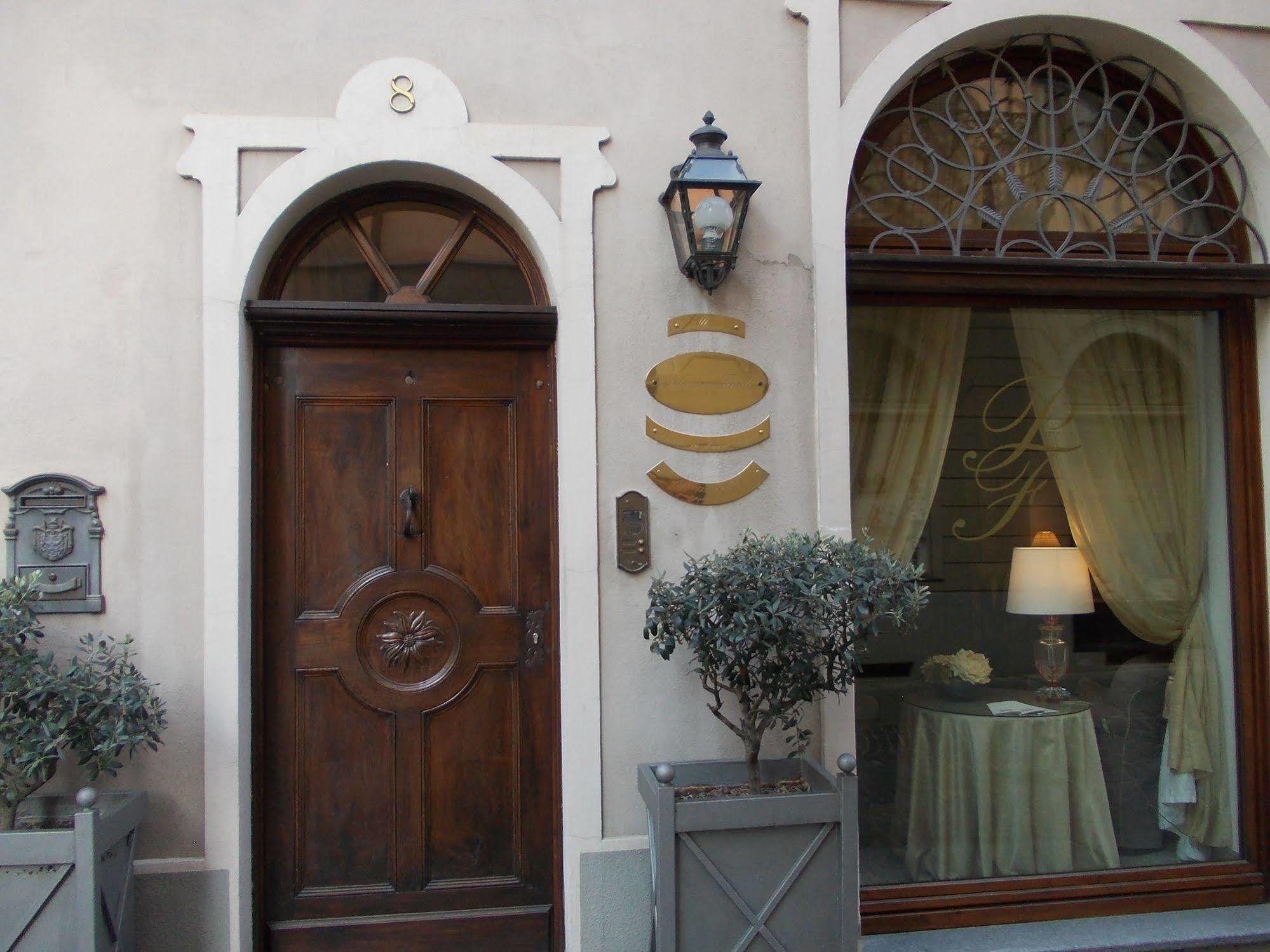 Palazzo Finati Acomodação com café da manhã Alba  Exterior foto